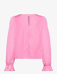 Coster Copenhagen - Top in metallic shimmer - long-sleeved blouses - metallic pink - 1