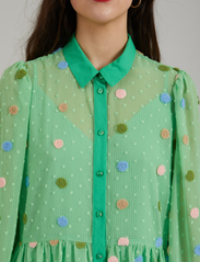 Coster Copenhagen - Short dress with dot texture - festklær til outlet-priser - dot texture - 6