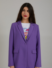 Coster Copenhagen - Relaxed blazer - Zoe fit - festtøj til outletpriser - warm purple - 2