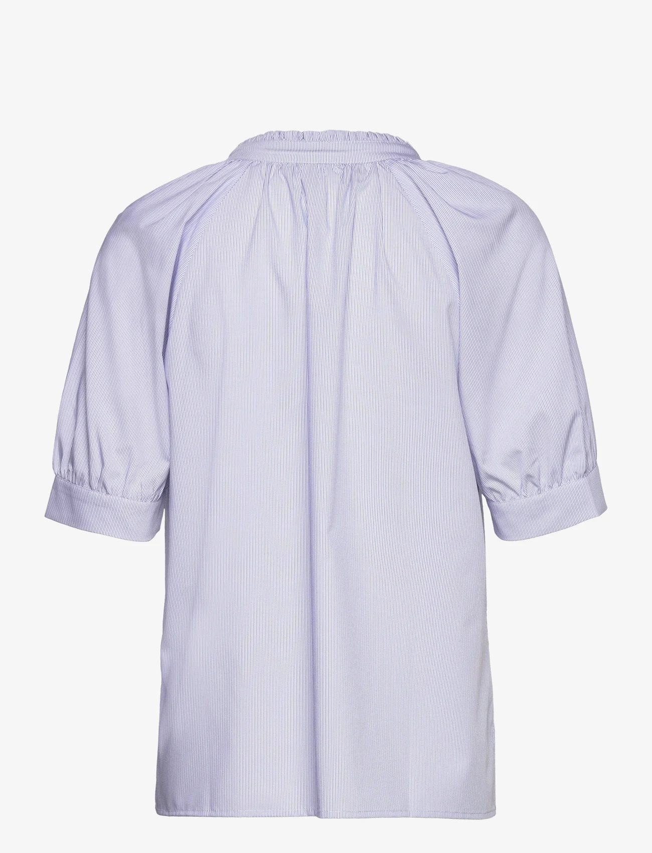 Coster Copenhagen - Shirt with thin stripes - kortærmede skjorter - blue stripe - 1
