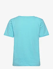 Coster Copenhagen - T-shirt with paint mix - Mid sleeve - t-shirts - aqua blue - 1