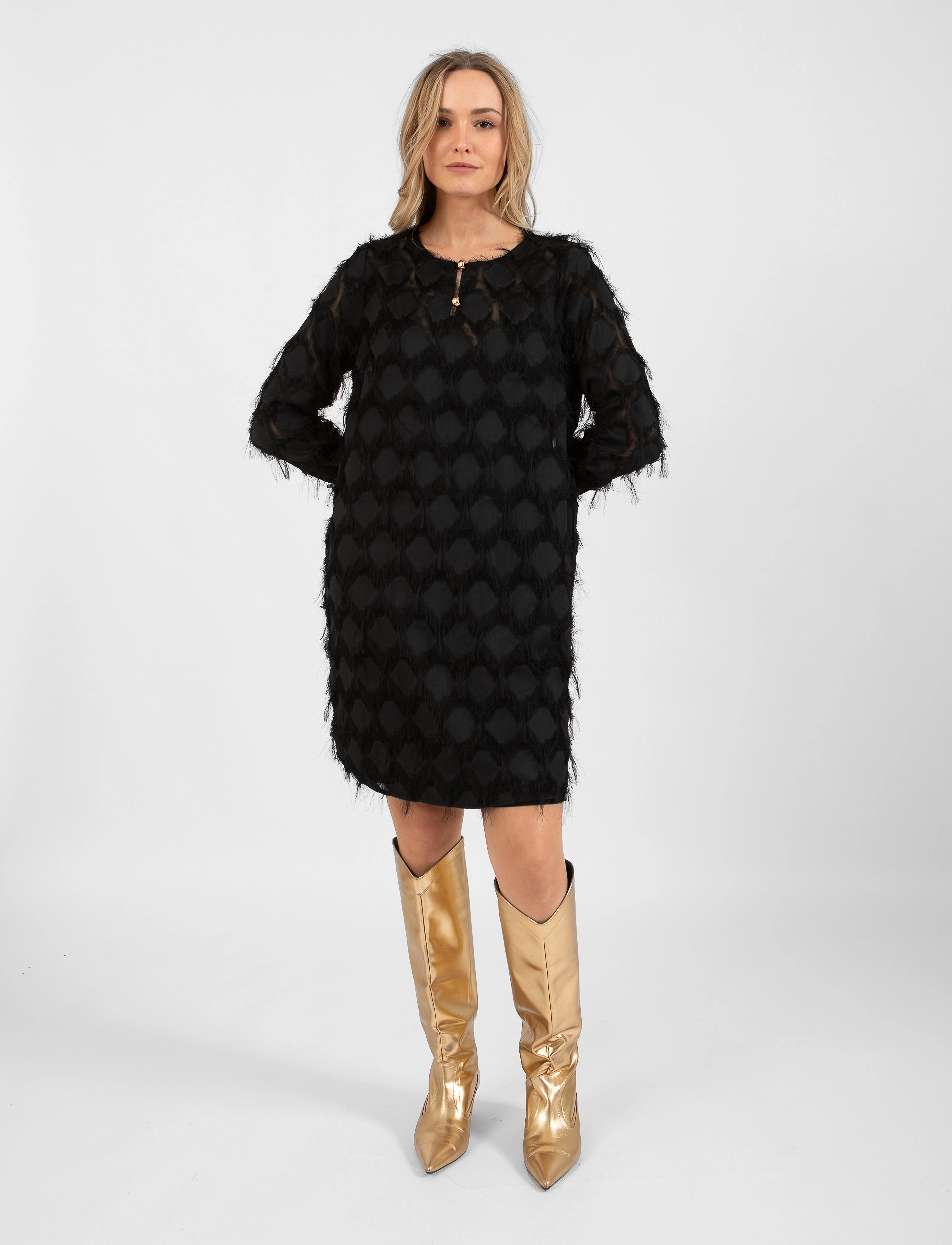 Coster Copenhagen Dress in fluffy lace - Spetsklänningar - BLACK / black