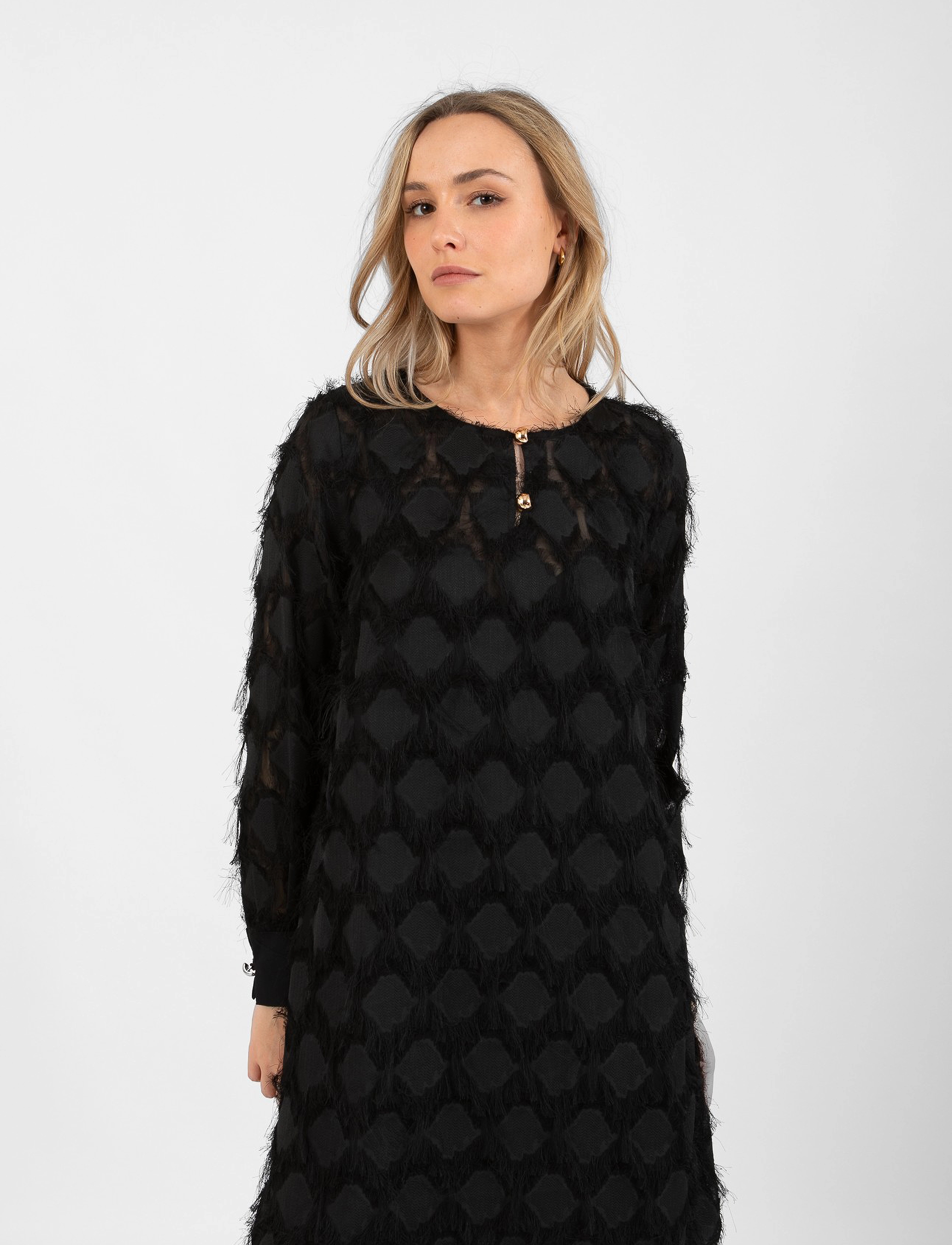 Coster Copenhagen - Dress in fluffy lace - blondekjoler - black - 4