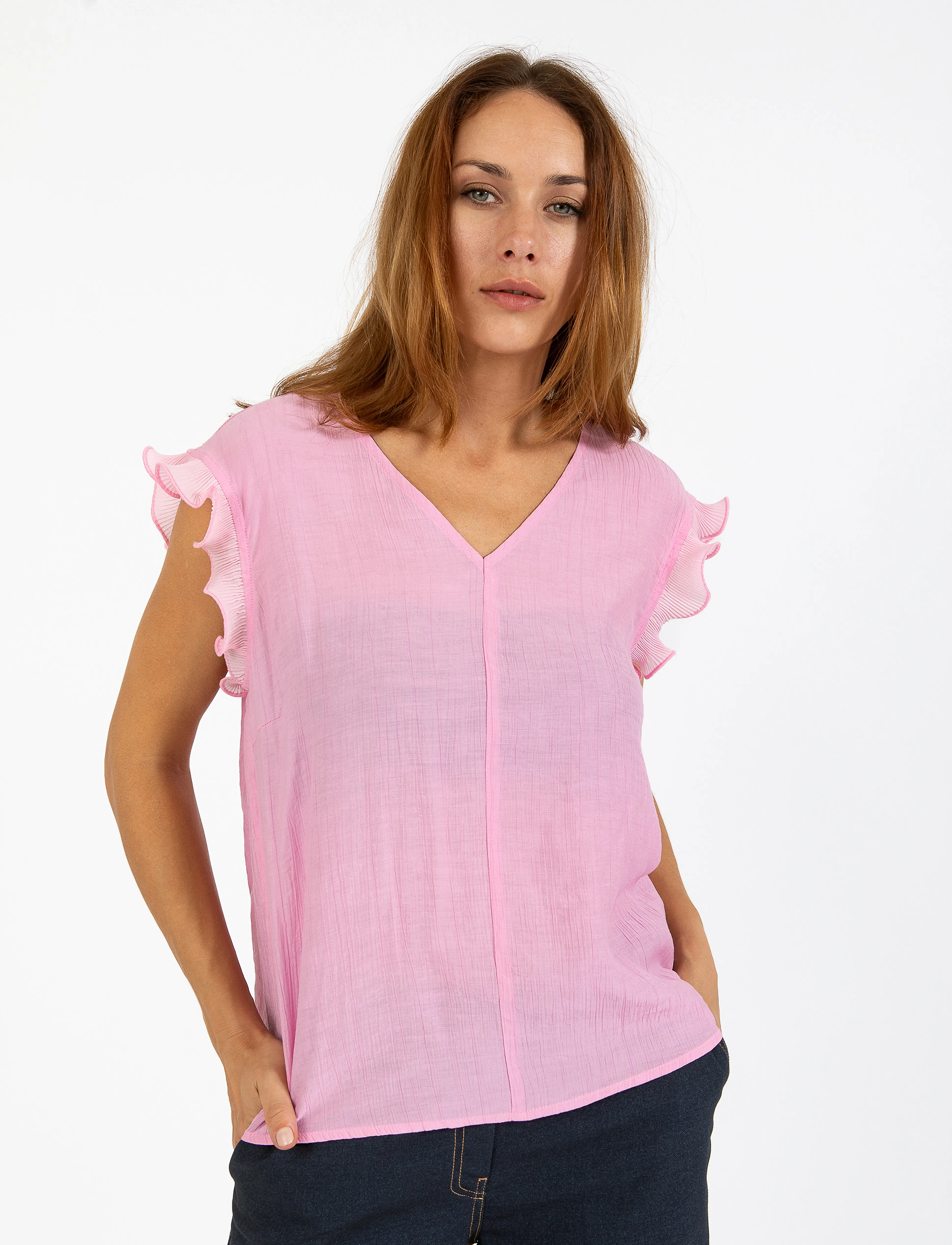 Coster Copenhagen - Top with ruffles in v-neck - Ärmellose blusen - magenta - 4