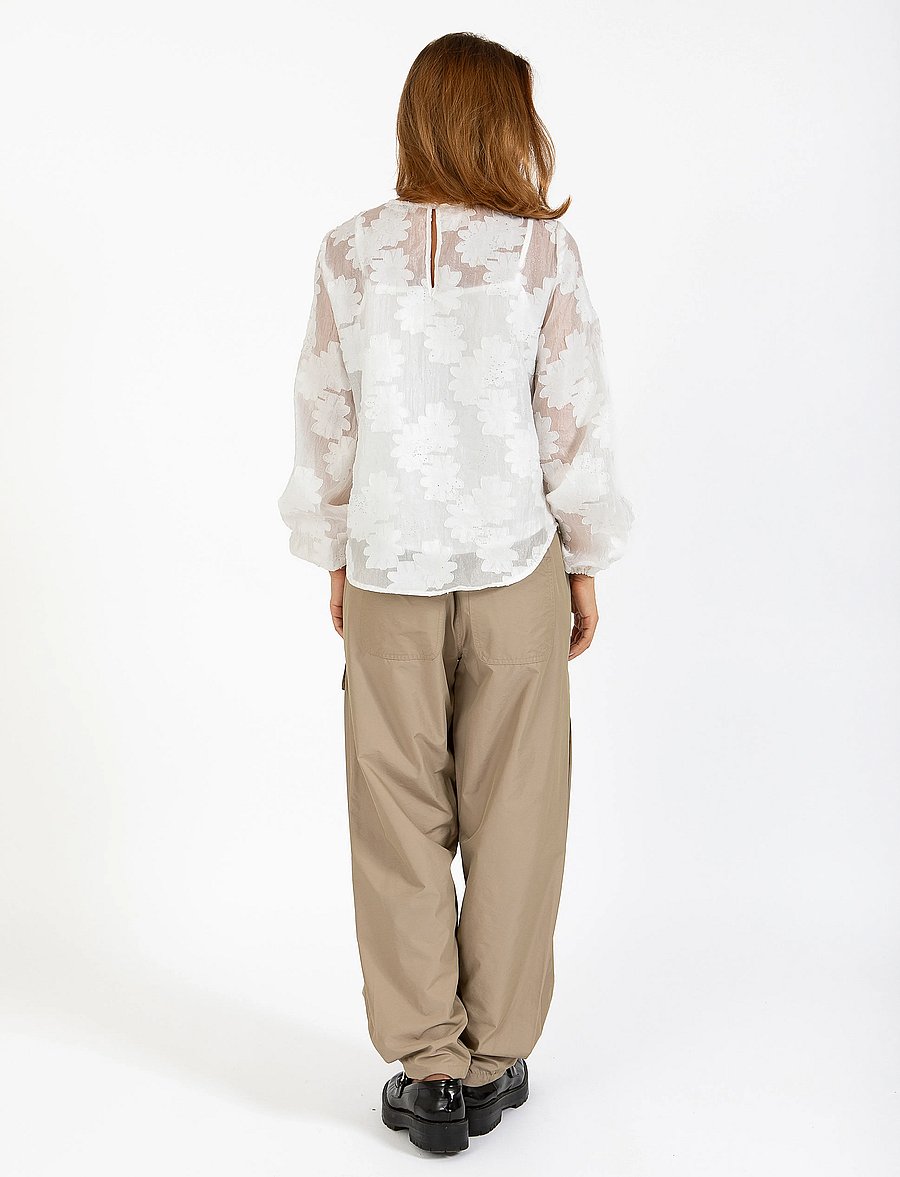Coster Copenhagen - Blouse with ballon sleeves - langærmede bluser - white - 4