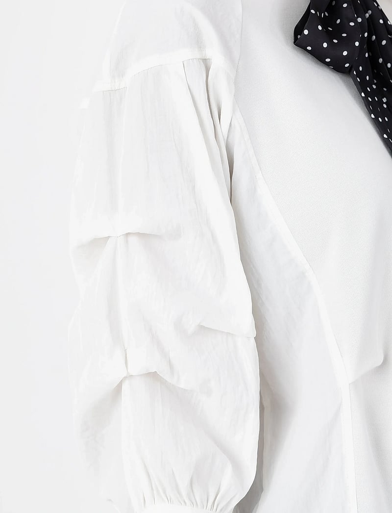 Coster Copenhagen - Blouse with mix puffy sleeves - kortærmede bluser - off white - 0