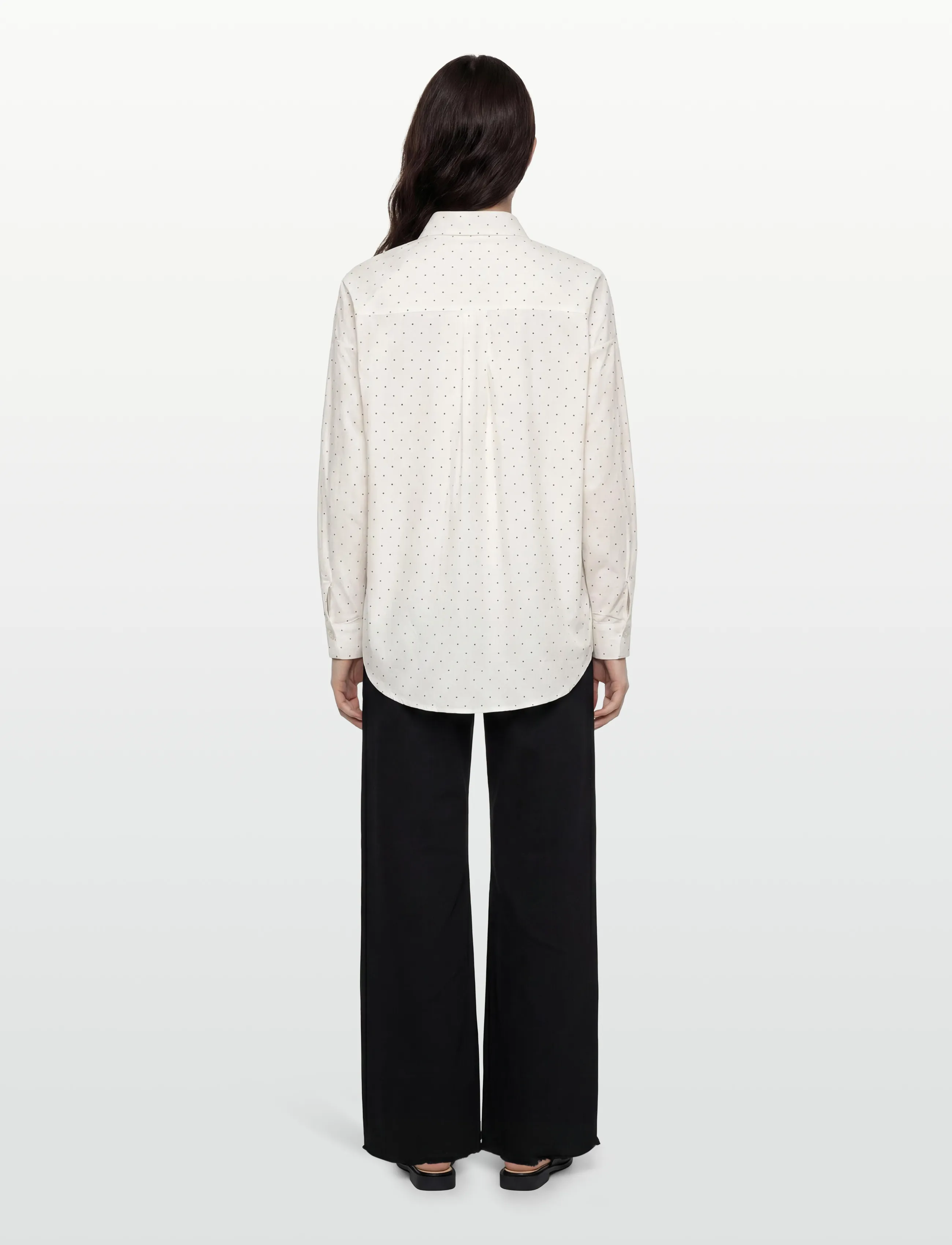 Coster Copenhagen - Shirt with dots -Boxy - long-sleeved shirts - sand / white dot - 4
