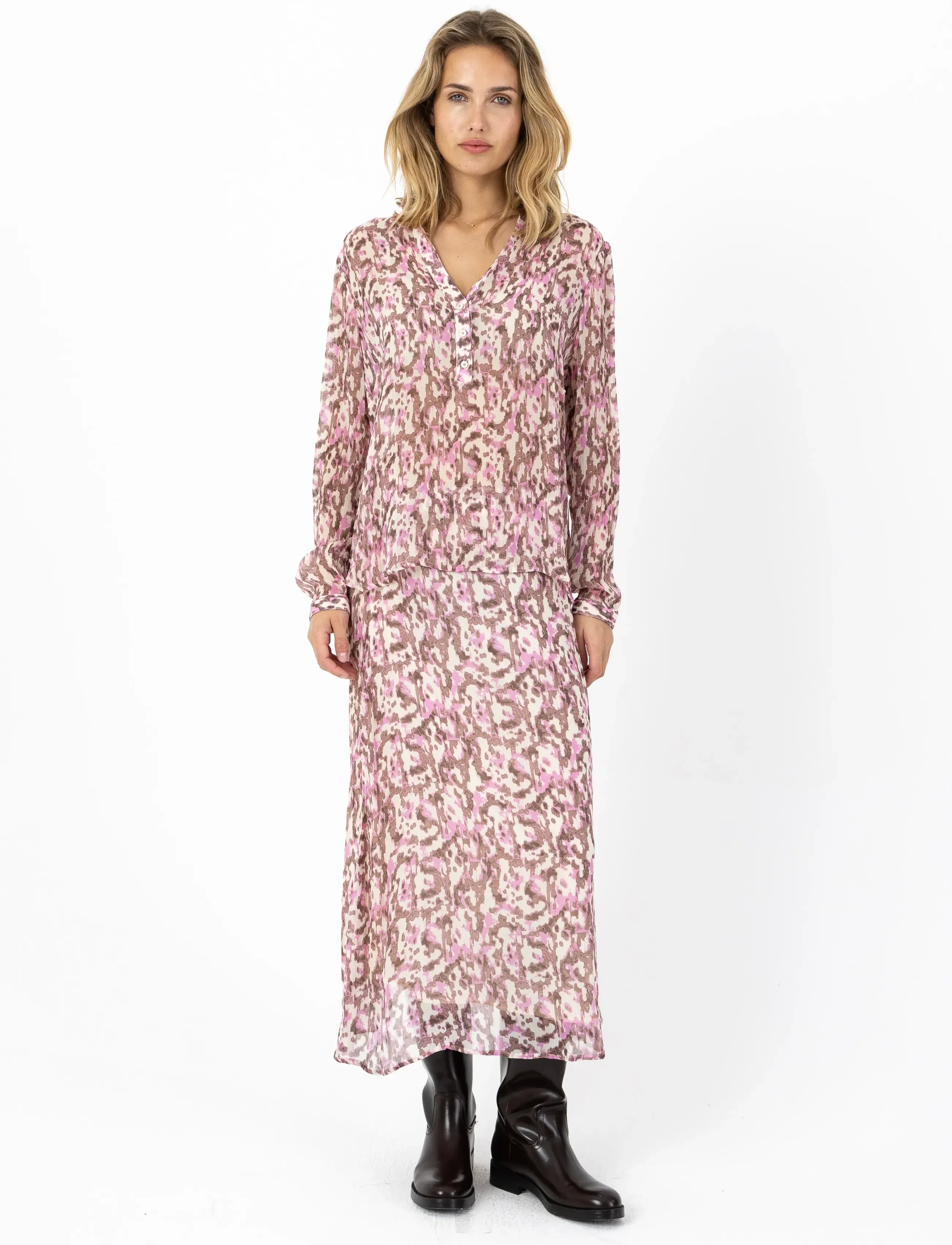 Coster Copenhagen Skirt in dreamscape print - Midi nederdele - PINK DREAMSCAPE PRINT / pink/rose