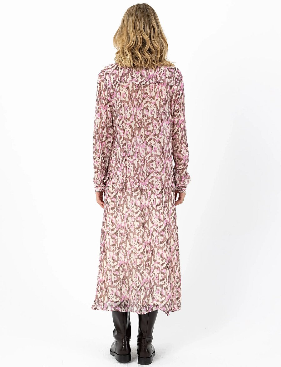Coster Copenhagen - Skirt in dreamscape print - midi-röcke - pink dreamscape print - 3
