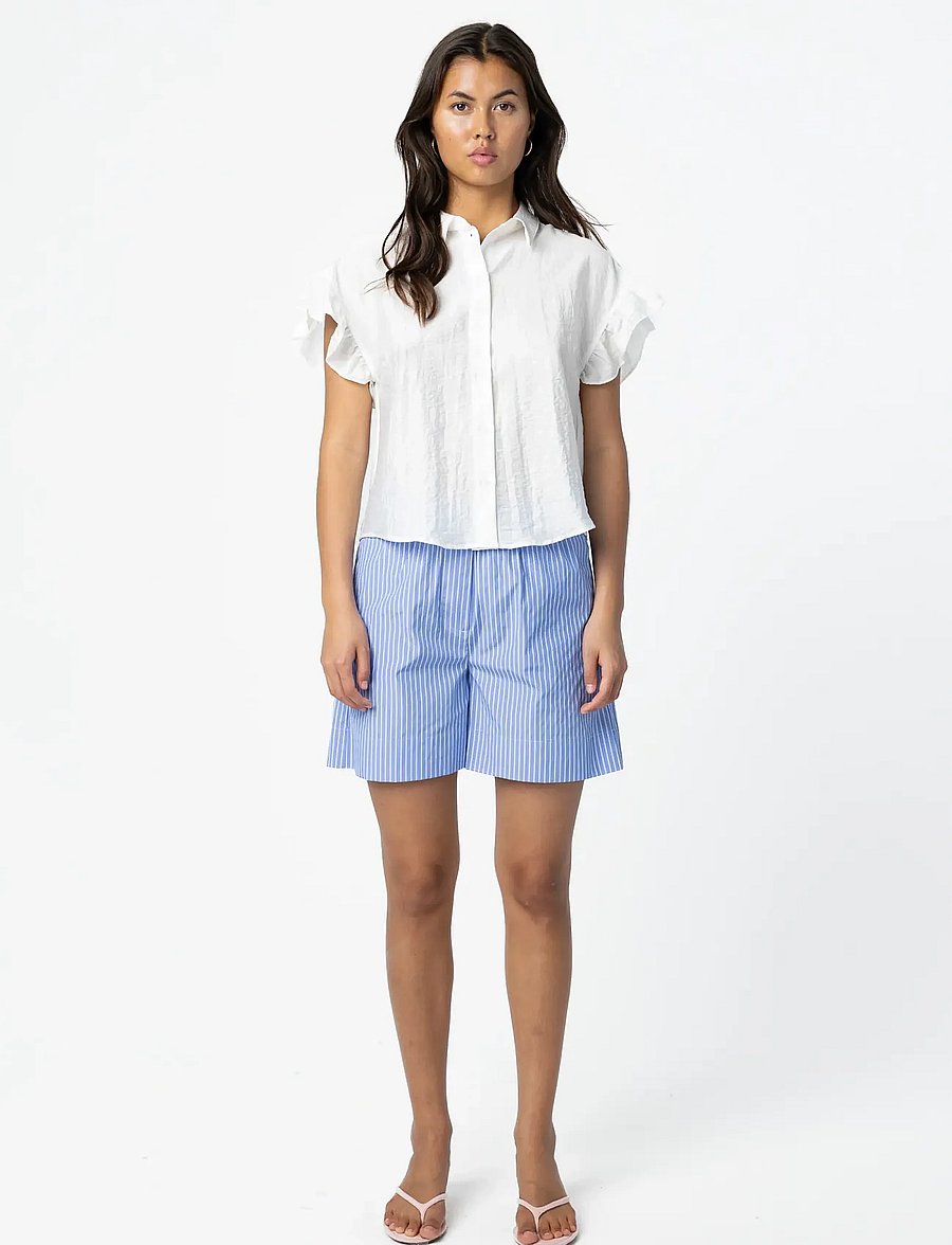 Coster Copenhagen - Shirt with ruffle sleeves - chemises à manches courtes - white - 0