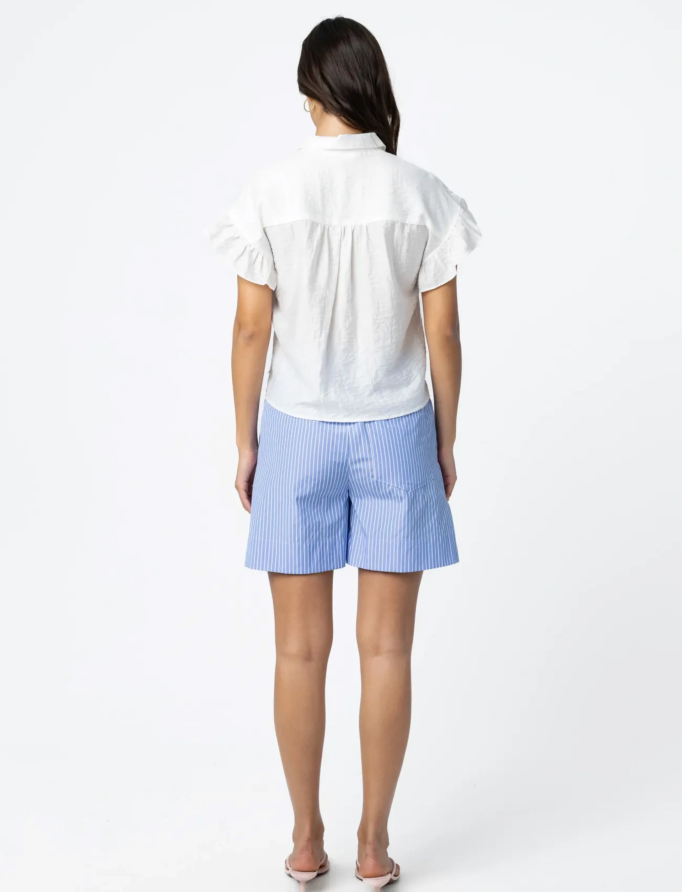 Coster Copenhagen - Shirt with ruffle sleeves - kortærmede skjorter - white - 3