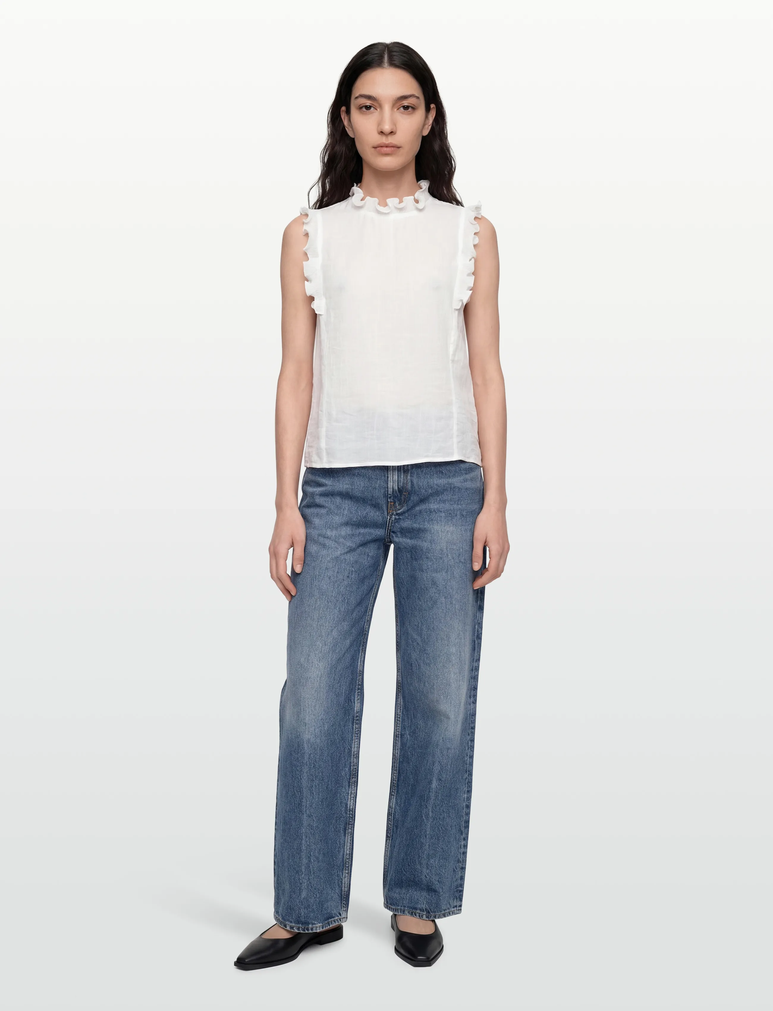 Coster Copenhagen Top With Ruffles, 40, White, Bluser > Uden Ærmer, Dame