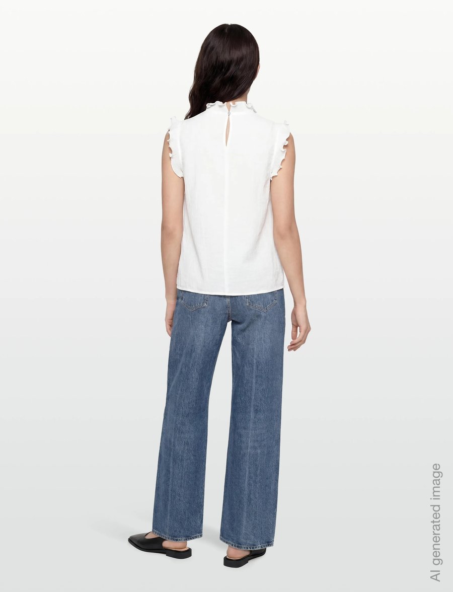 Coster Copenhagen - Top with ruffles - Ärmlösa blusar - white - 4