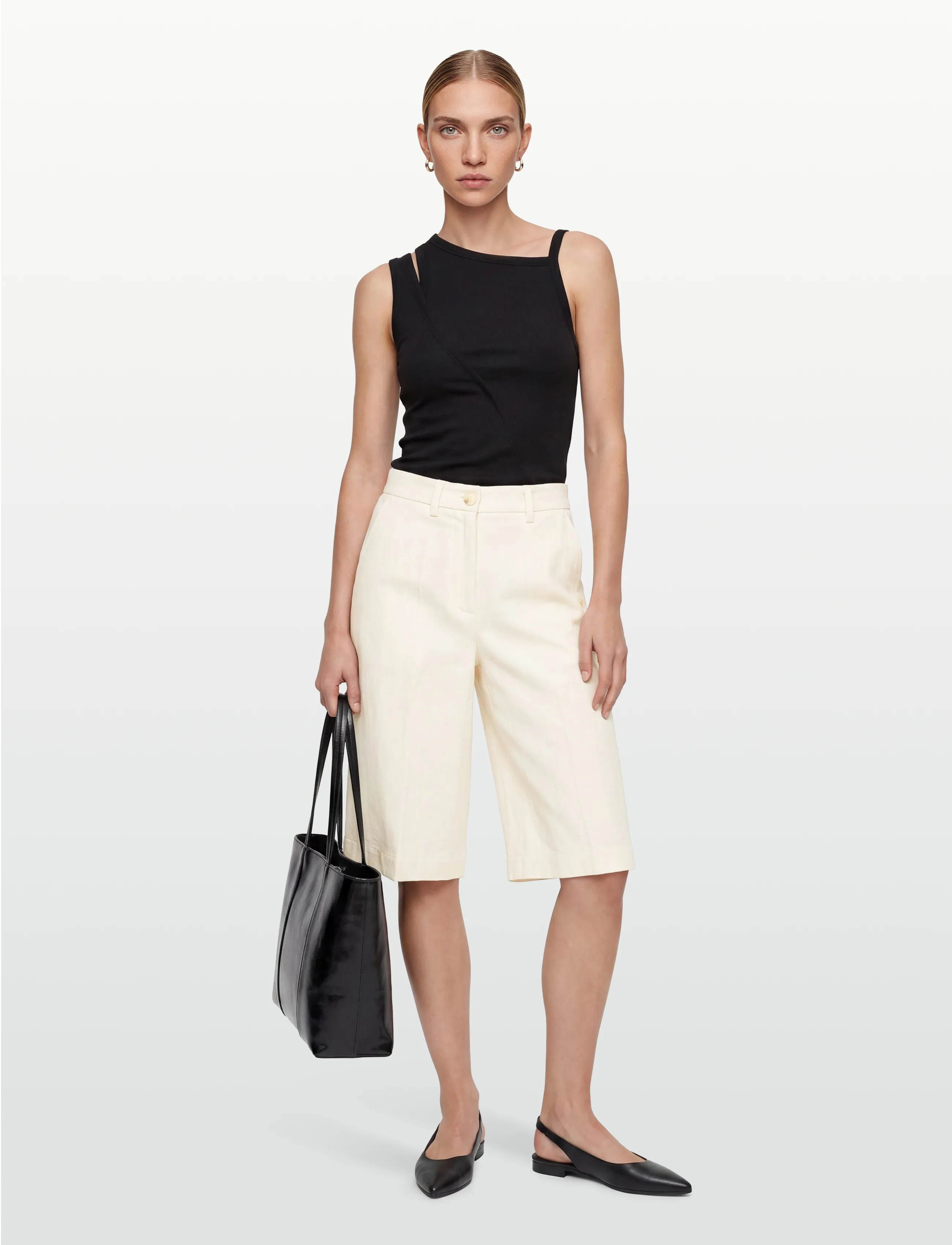 Coster Copenhagen Shorts In Linen - Petra Fit, 34, Cream, Shorts > Bermudas, Dame