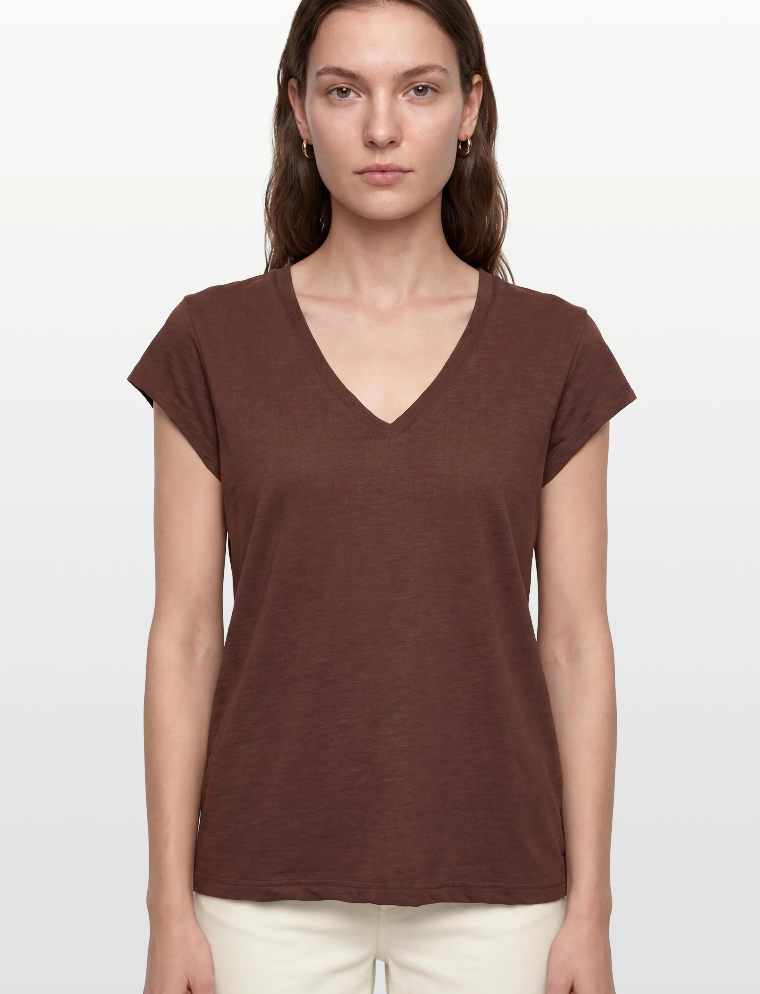 Coster Copenhagen - CC Heart basic v-neck t-shirt - t-shirts - chocolate nut - 3