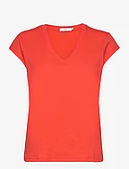 CC Heart basic v-neck t-shirt - RED LIPS