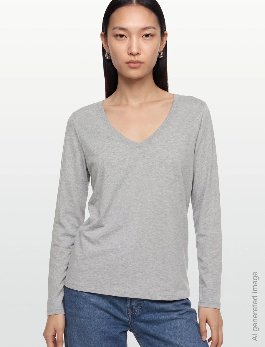 Coster Copenhagen - CC Heart long-sleeve v-neck t-shirt - langærmede toppe - light grey melange - 3
