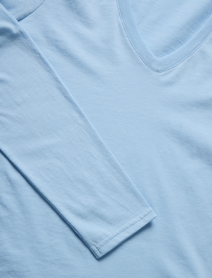 Coster Copenhagen - CC Heart long-sleeve v-neck t-shirt - langärmlige tops - powder blue - 5