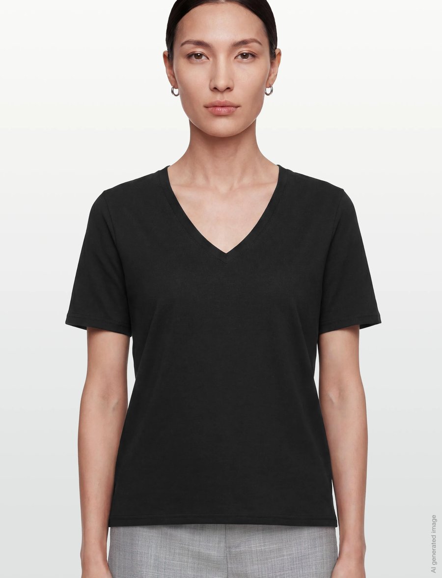Coster Copenhagen - CC Heart basic regular v-neck t-shi - t-shirts - black - 3