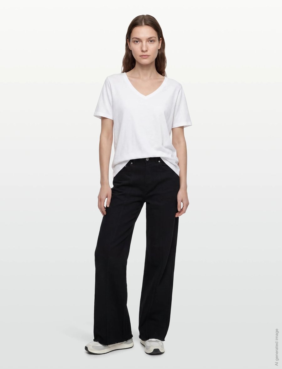 Coster Copenhagen - CC Heart basic regular v-neck t-shi - t-shirts - white - 0