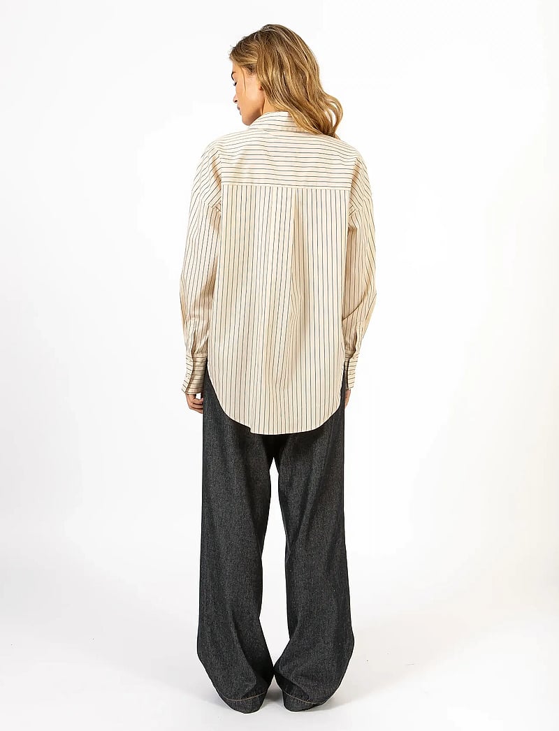 Coster Copenhagen - CC Heart GRACIE stripe loose shirt - langärmlige hemden - creme stripes - 5