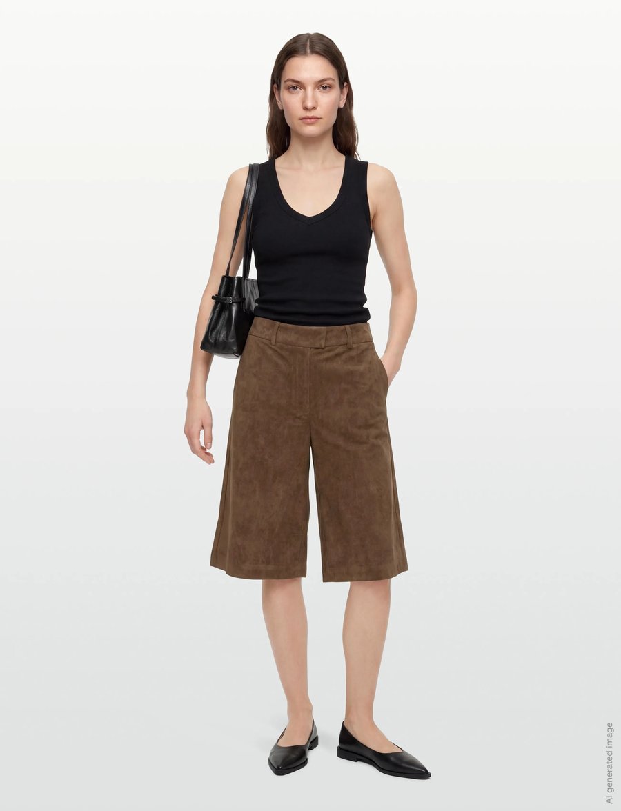 Coster Copenhagen - Faux suede shorts - rennot shortsit - dark brown - 0