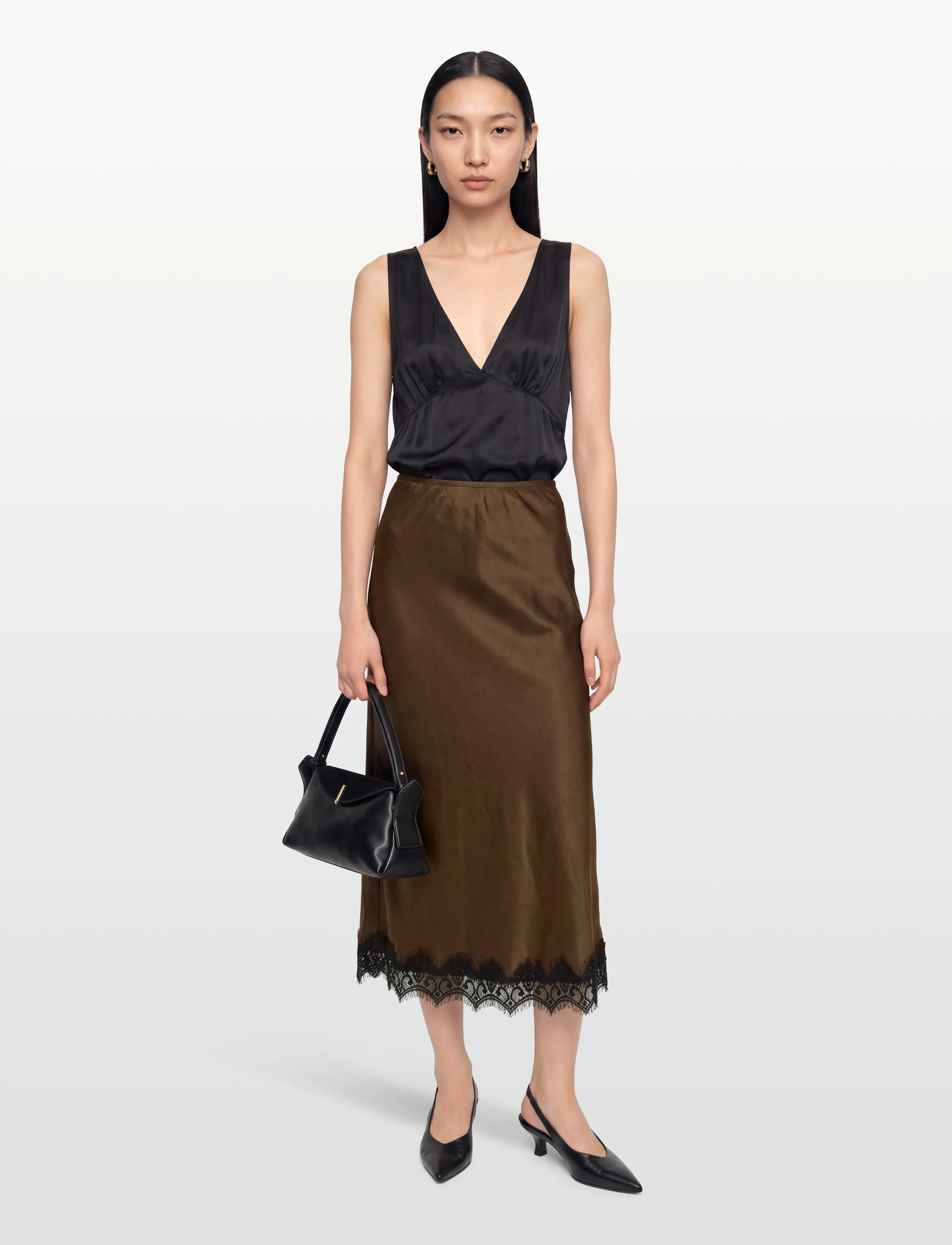 Coster Copenhagen - Skirt with lace detail - satinnederdele - dark brown - 0