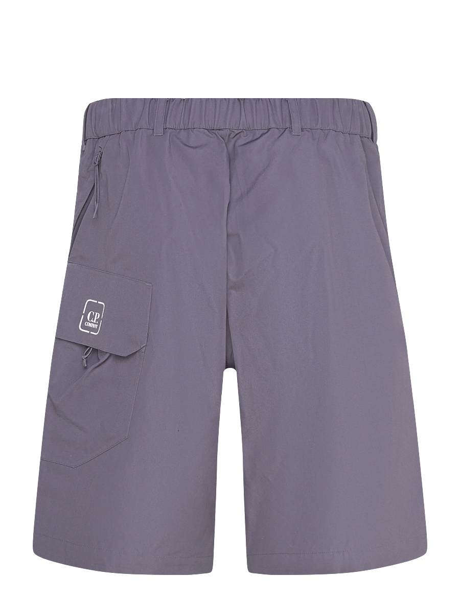 C.P. Company - Metropolis Hyst Cargo Bermuda Shorts - cargo shorts - ombre blue - 1