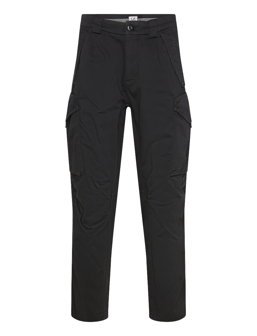 C.P. Company - Logo Patch Cargo Pants - cargo pants - black - 1