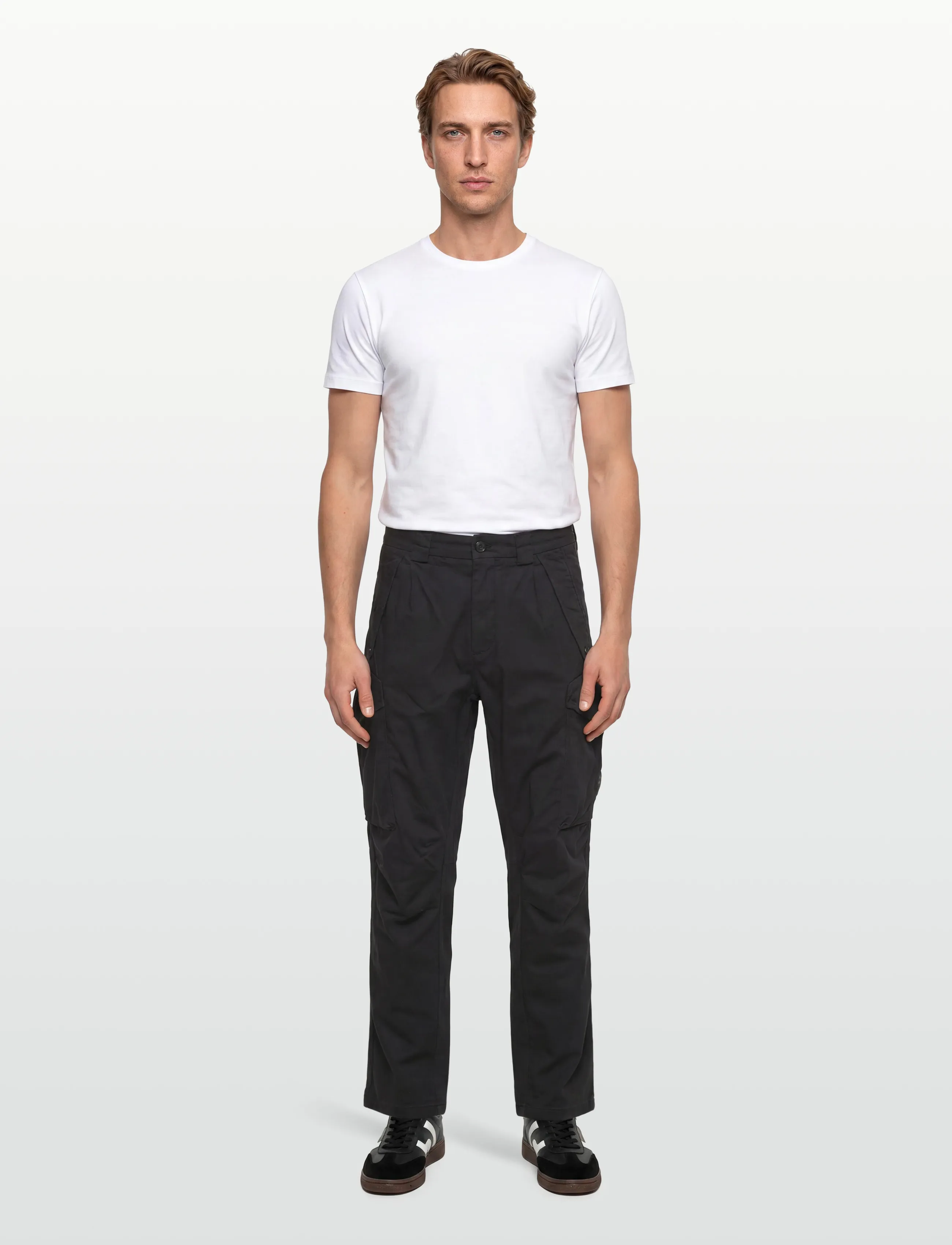 C.P. Company Logo Patch Cargo Pants, 44, Black, Bukser > Cargo-Bukser, Herre