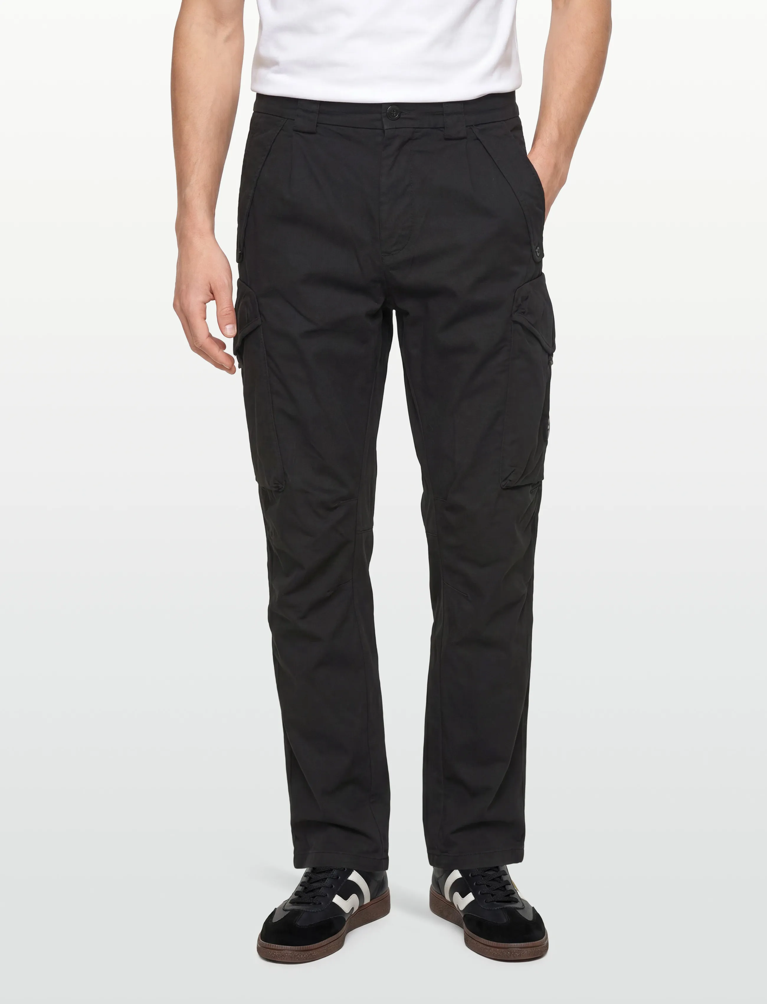 C.P. Company - Logo Patch Cargo Pants - kargopüksid - black - 3