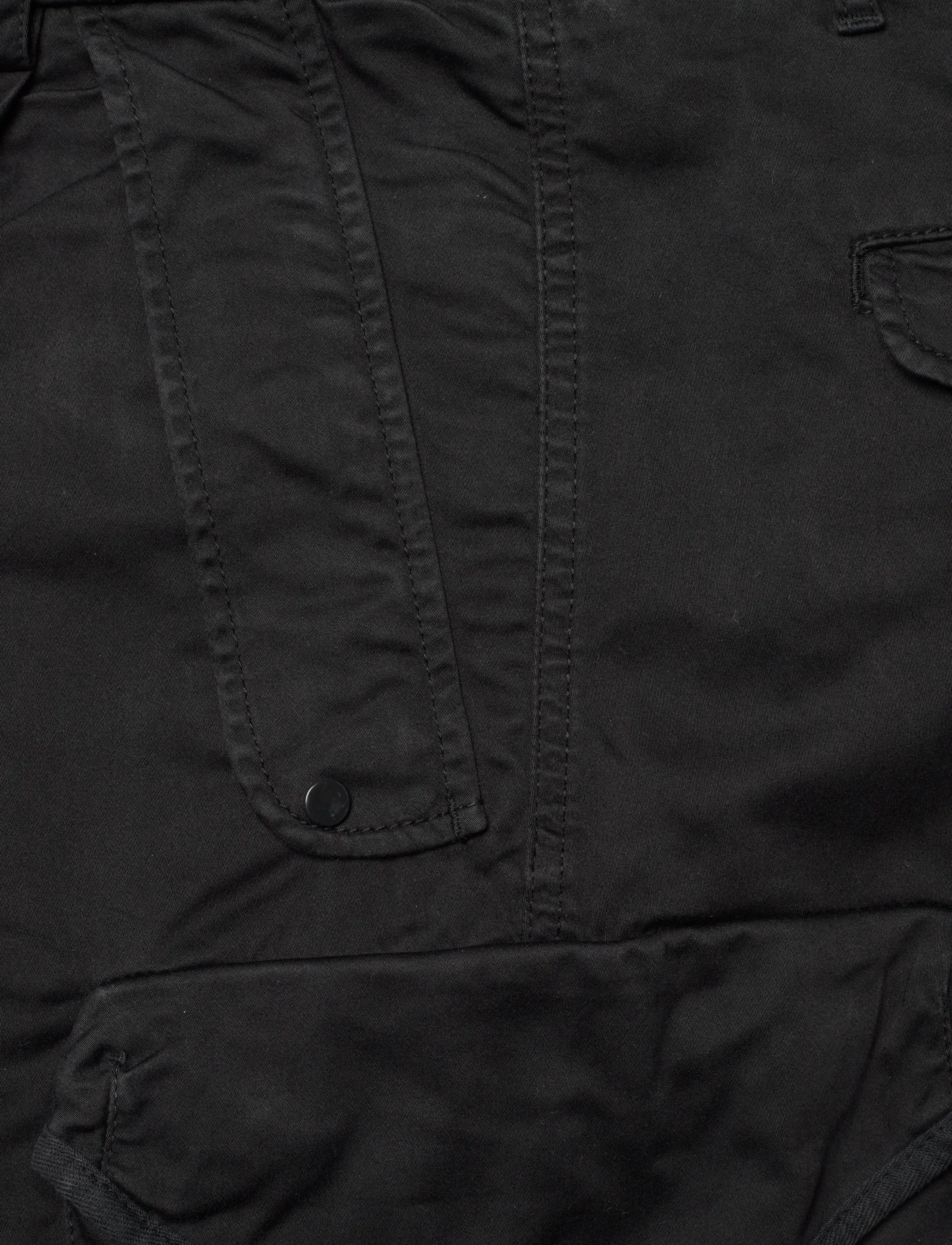 C.P. Company - Logo Patch Cargo Pants - cargo stila bikses - black - 2