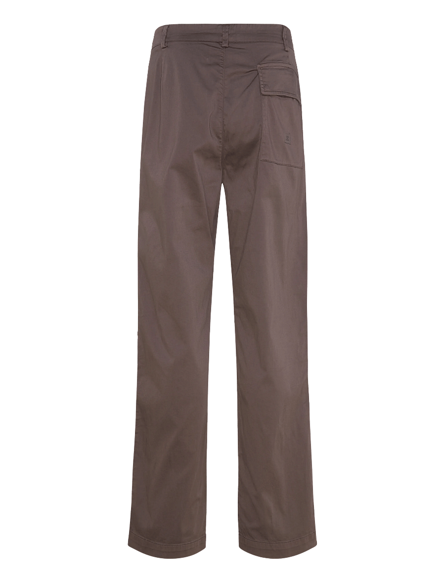 C.P. Company - Stretch Fit Cargo Pants - cargo pants - dark brown - 2