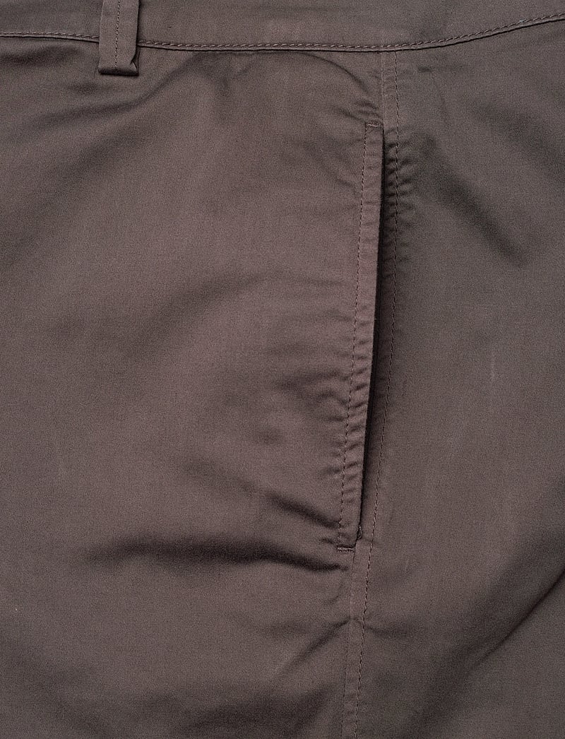 C.P. Company - Stretch Fit Cargo Pants - cargohose - dark brown - 2