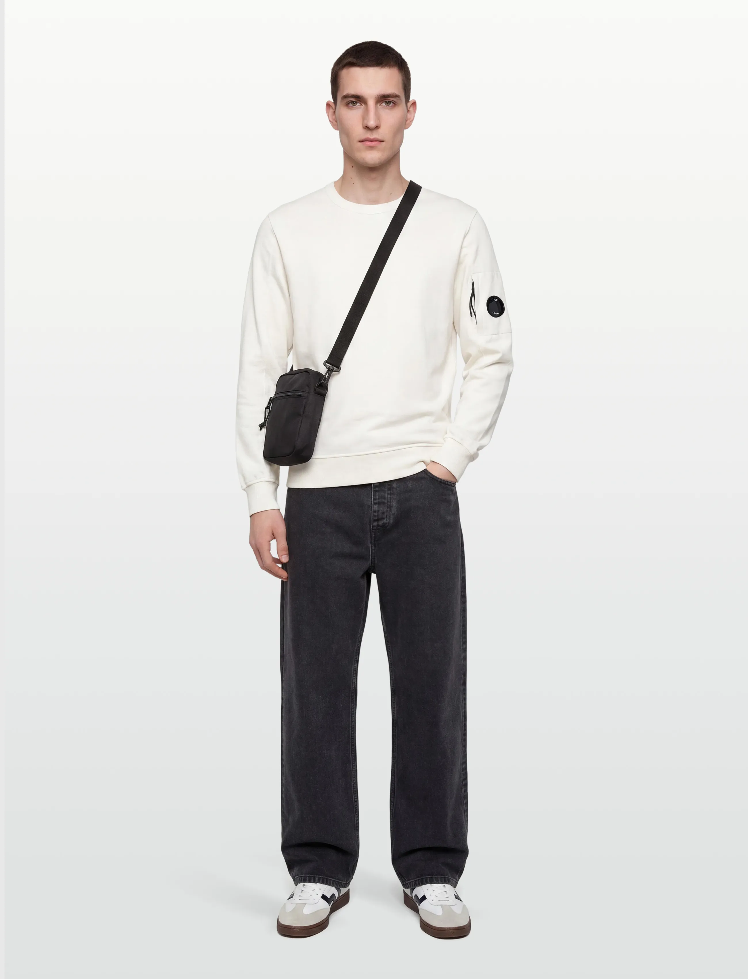 C.P. Company Fleece Resist Dyed Sweatshirt - Sweatshirts - GAUZE WHITE / cream