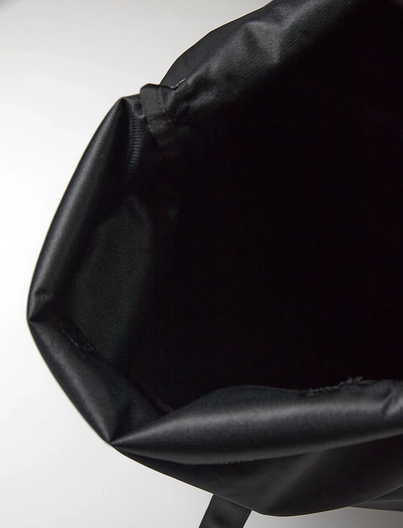 C.P. Company - METROPOLIS SERIES DYNAFIL BACKPACK - rucksäcke mit rollverschluss - black - 5