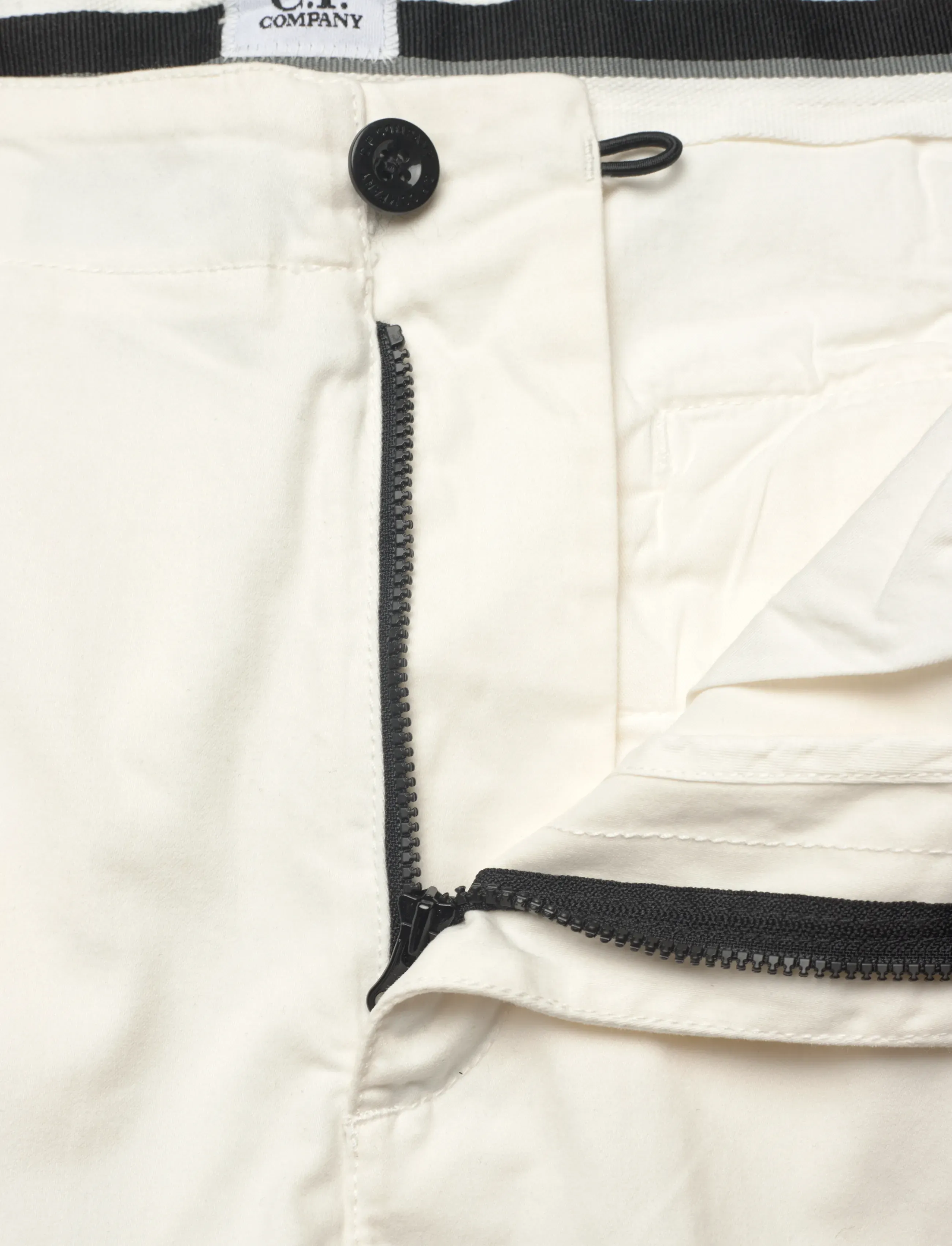 C.P. Company - Cargo pants ergonomic fit - cargobyxor - gauze white - 5