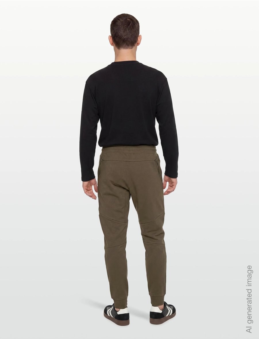 C.P. Company - Jogging trousers - shop efter stil - ivy green - 4
