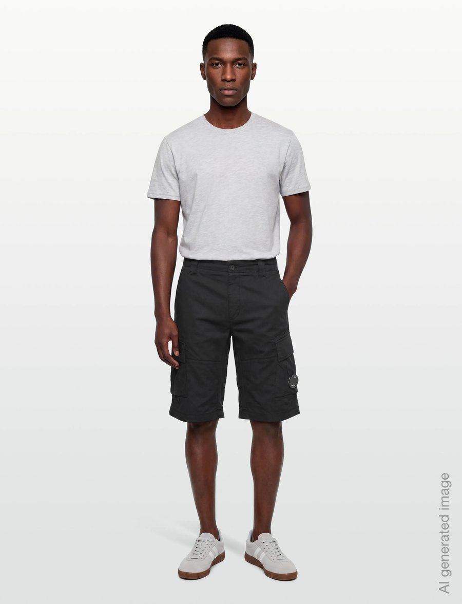 C.P. Company - SATIN STRETCH - BERMUDA - lühikesed kargopüksid - black - 0