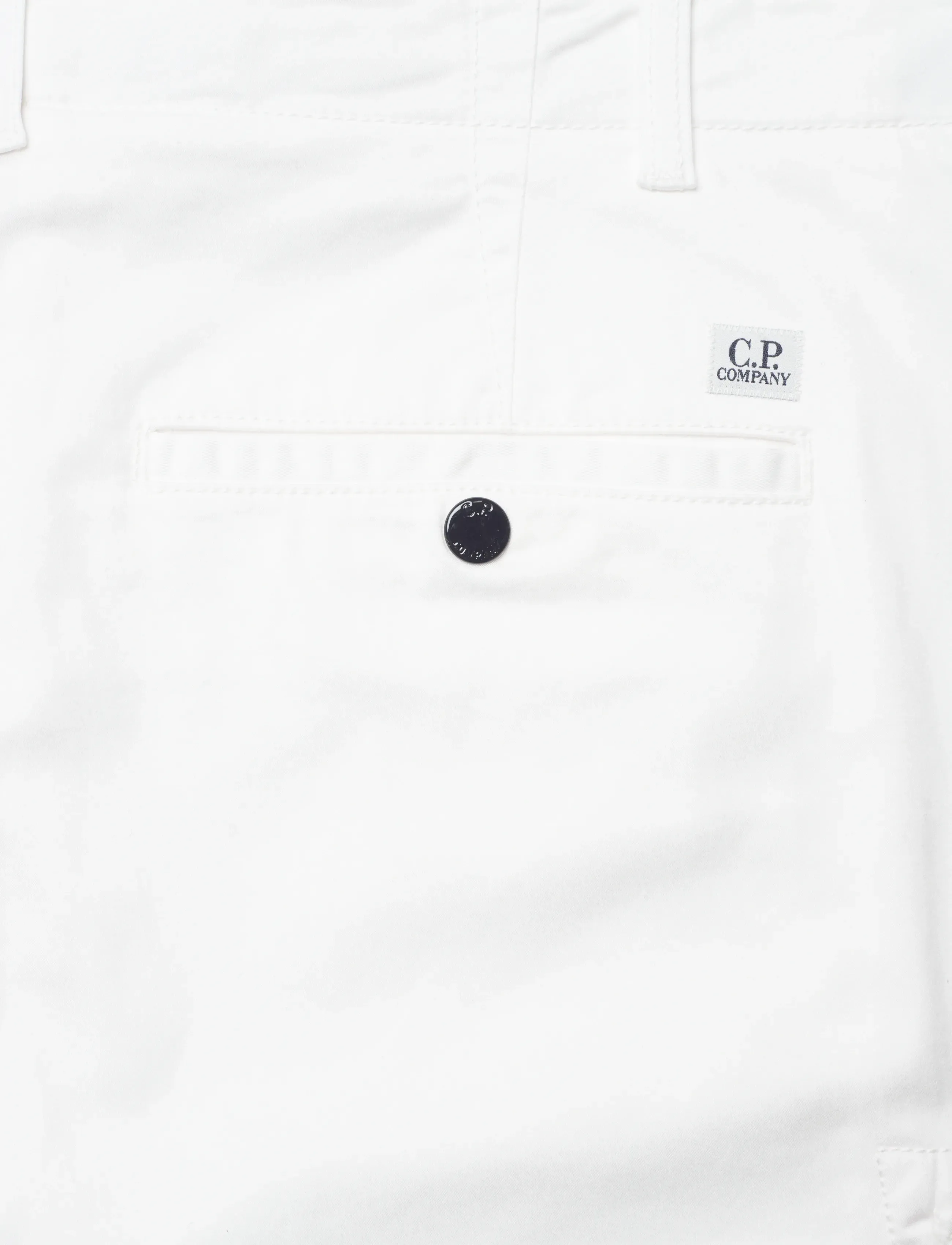 C.P. Company - SATIN STRETCH - BERMUDA - cargo shorts - gauze white - 4