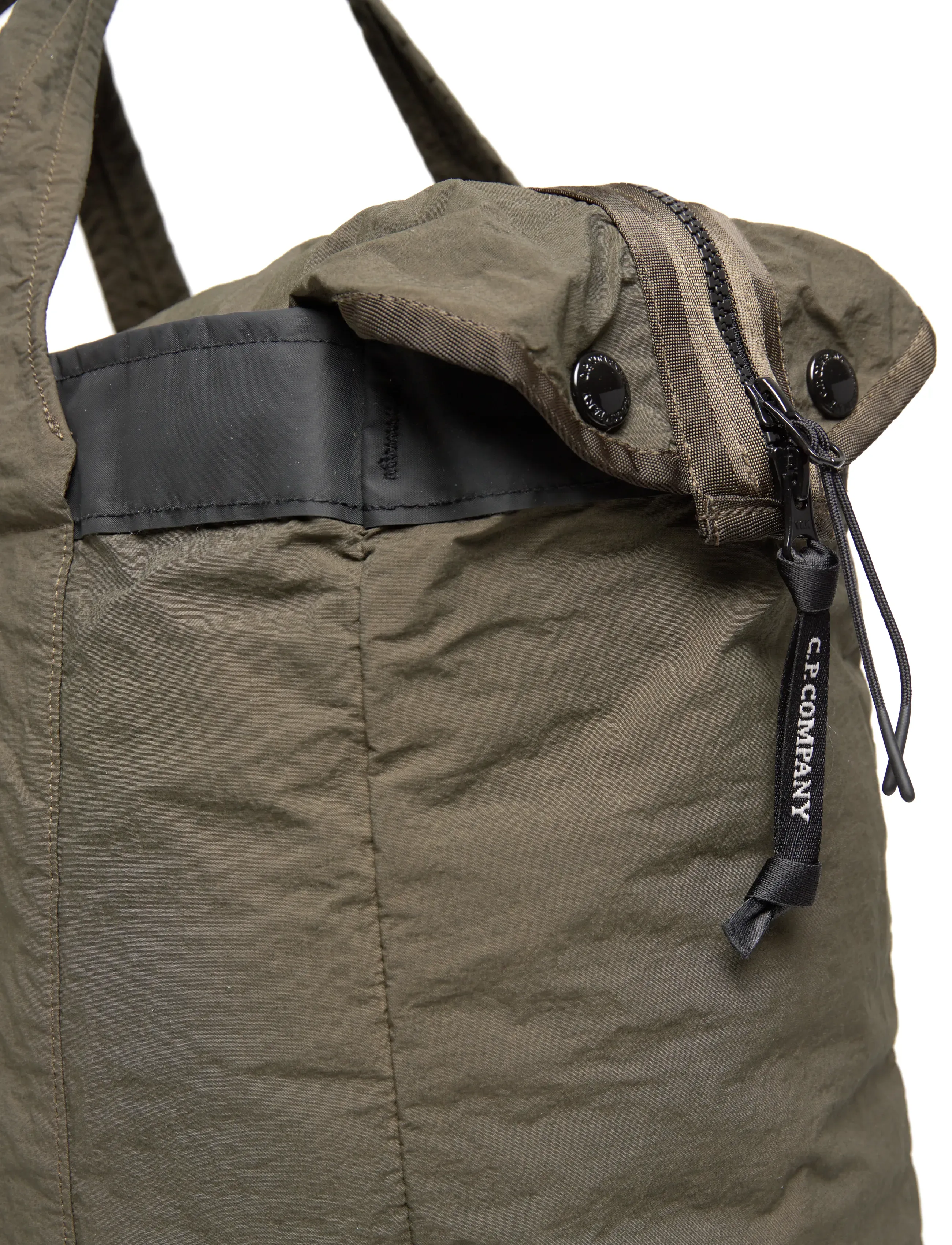 C.P. Company - Plain Paper Touch Duffel Bag - spordikotid - ivy green - 4