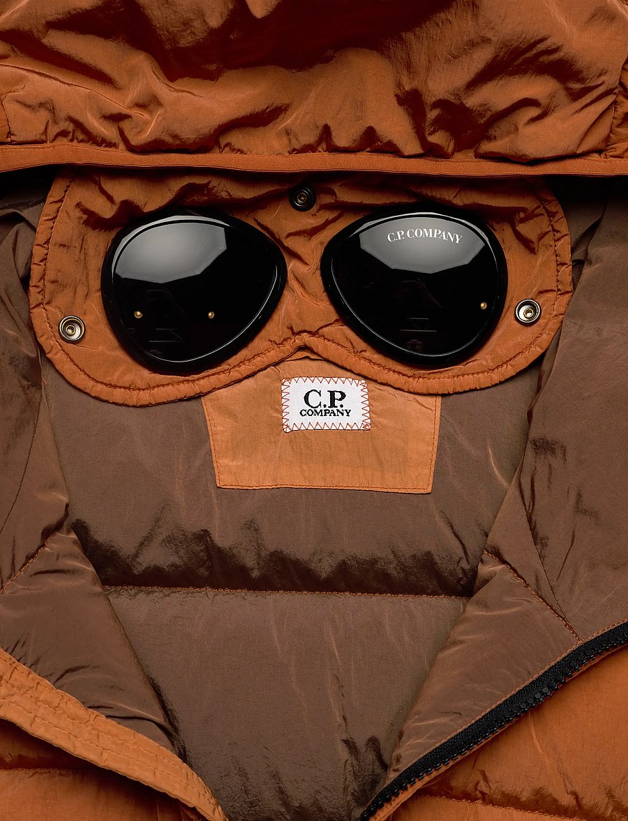C.P. Company - Chrome-R Goggle Down Jacket - daunenjacken - bombay brown - 4
