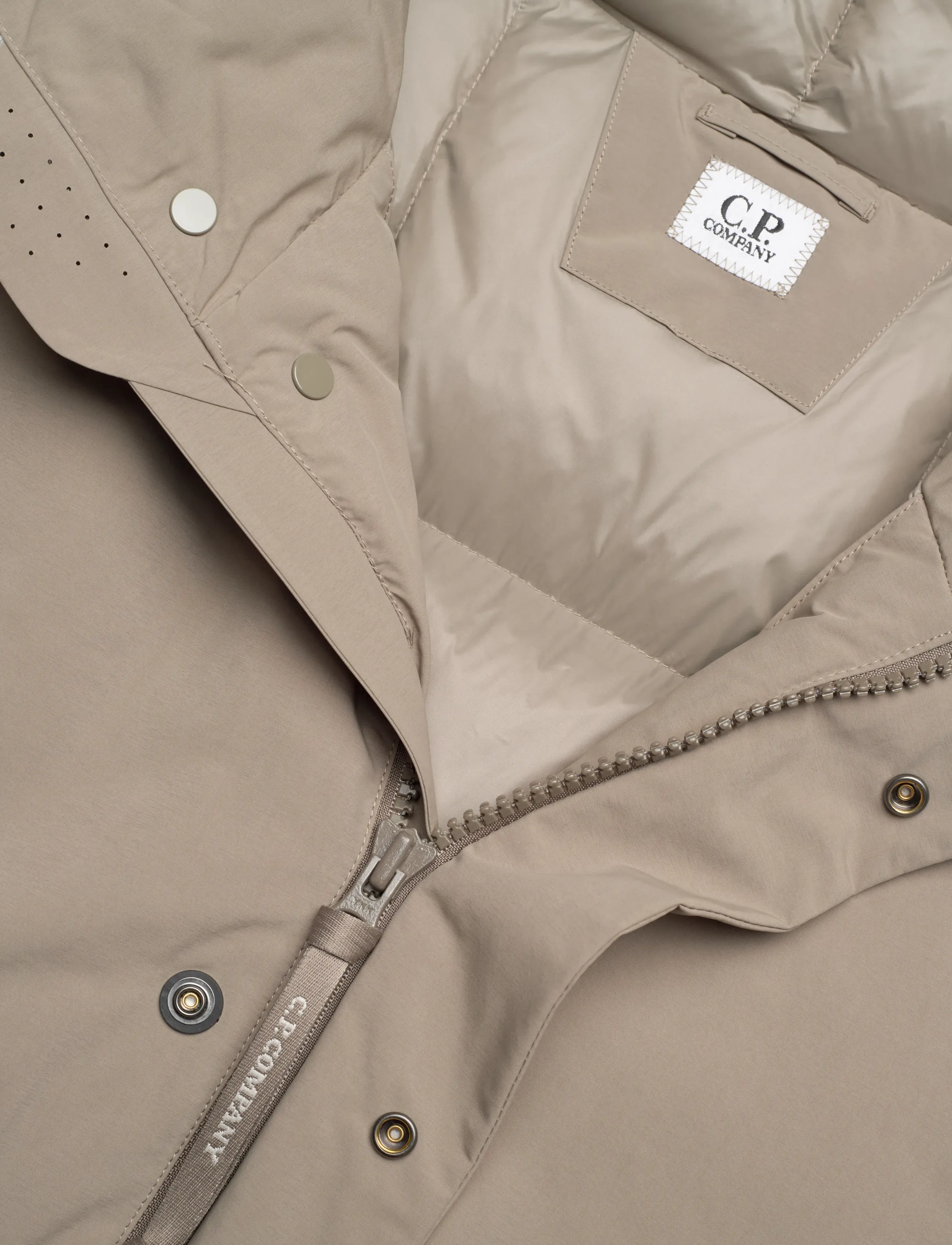C.P. Company - Micro-M Hooded Jacket - vinterjakker - walnut - 2