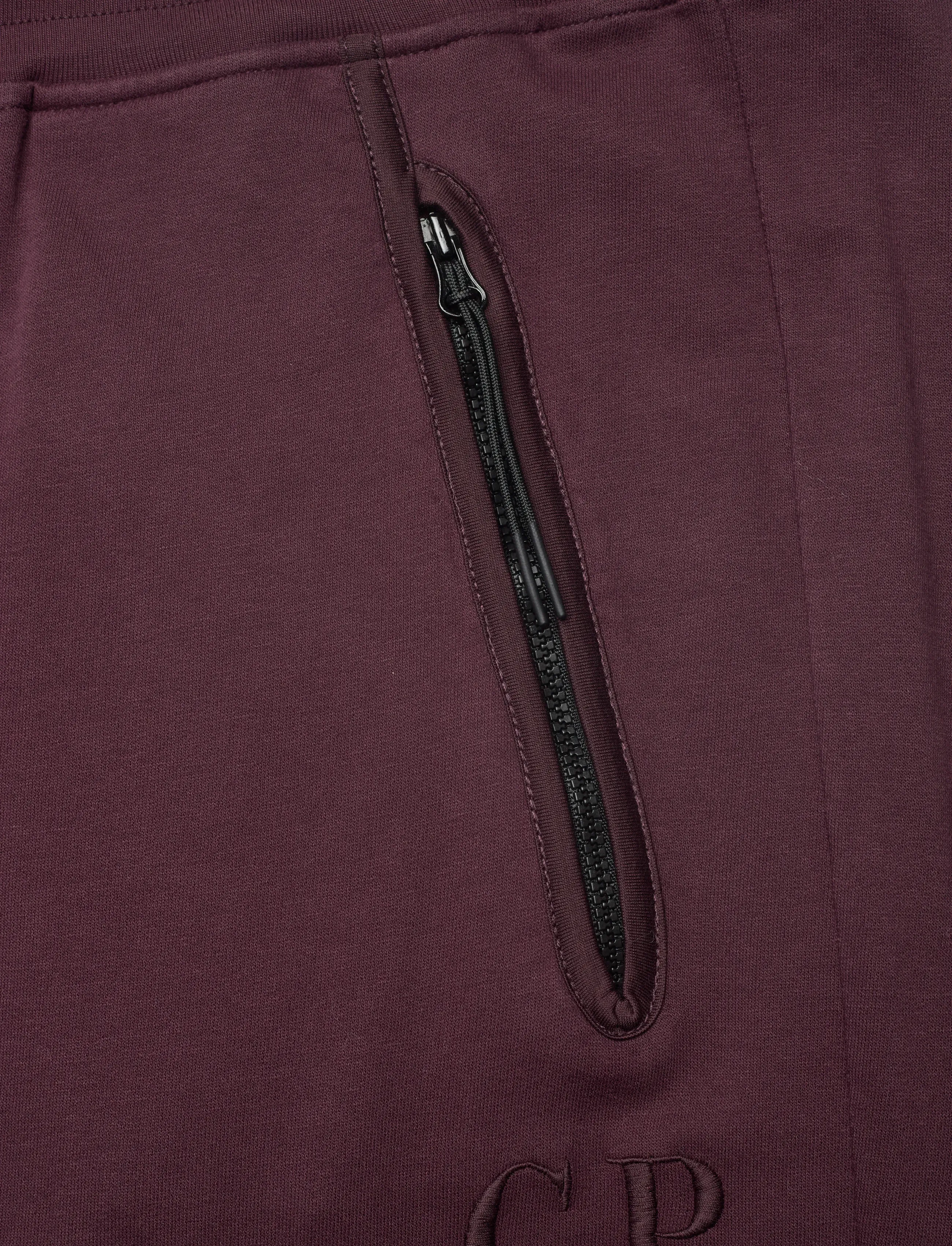 C.P. Company - Logo Embroidered Track Pants - shop efter stil - potent purple - 2