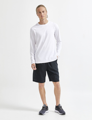 Craft - Core Essence Relaxed Shorts M - sportsshorts - black - 6