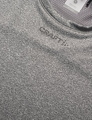 Craft - ADV Essence SS Tee M - koszulki i t-shirty - dk grey melange - 2