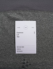 Craft - Adv Essence Ls Tee M - longsleeved tops - dk grey melange - 6