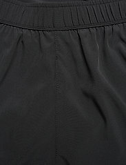 Craft - Adv Essence 5" Stretch Shorts M - treenishortsit - black - 8