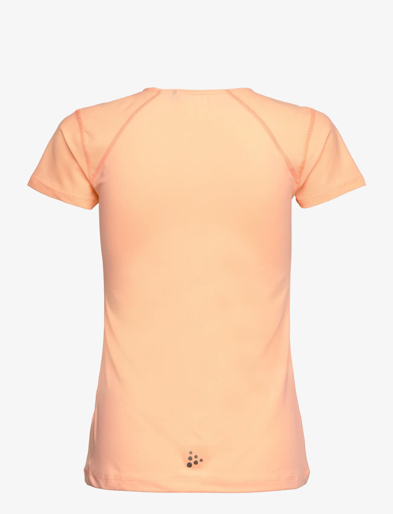 Craft - Adv Essence Ss Slim Tee W - t-shirts - cosmo - 1