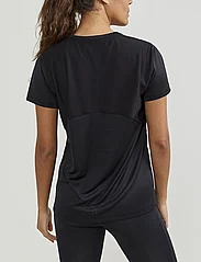 Craft - Adv Essence SS Tee W - t-shirts - black - 3